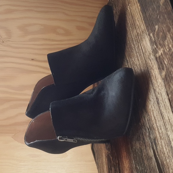 Mossimo Black High Heel Booties - Picture 2 of 8